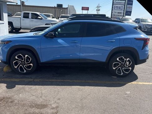 Used 2024 Chevrolet Trax RS w/ Driver Confidence Package image 3