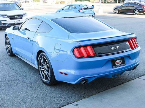 Used 2017 Ford Mustang GT RWD image 8