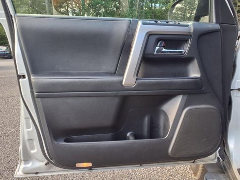 Used 2024 Toyota 4Runner SR5 image 18