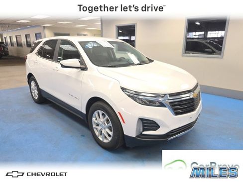 Certified 2024 Chevrolet Equinox LT FWD image 1