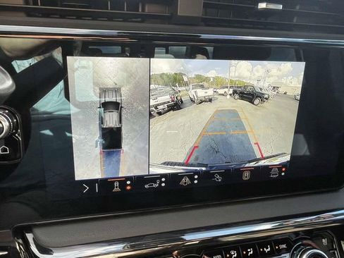 Certified 2024 GMC Sierra 2500 AT4 w/ AT4 Preferred Package image 21