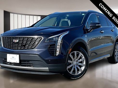 Used 2023 Cadillac XT4 Premium Luxury image 1