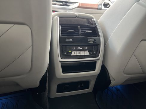 Used 2024 BMW XM AWD/4WD image 42