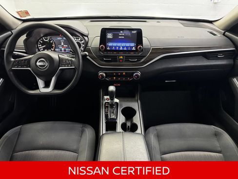 Certified 2025 Nissan Altima 2.5 SV FWD image 20