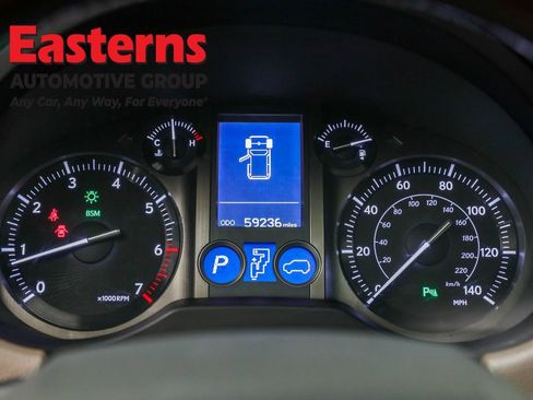 Used 2018 Lexus GX 460 Premium image 17