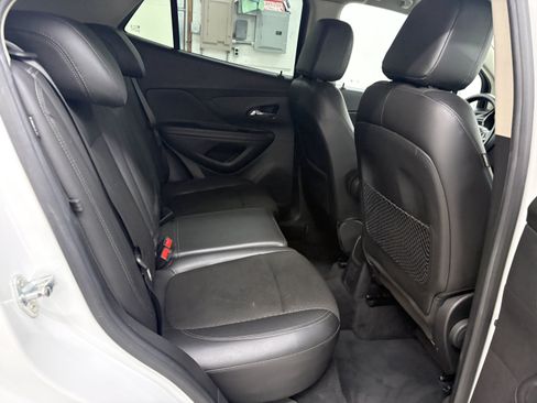 Used 2020 Buick Encore Preferred FWD image 22