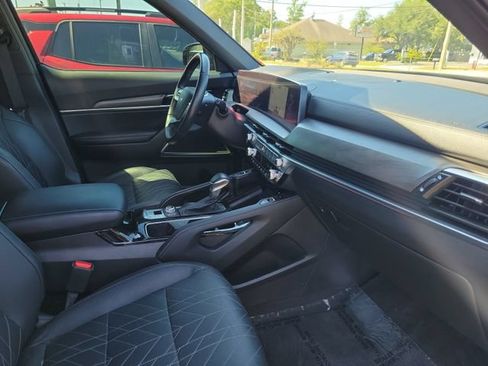 Used 2024 Kia Telluride SX X-Line AWD/4WD image 37