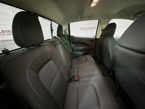 Used 2022 Chevrolet Colorado LT w/ LT Convenience Package image 24