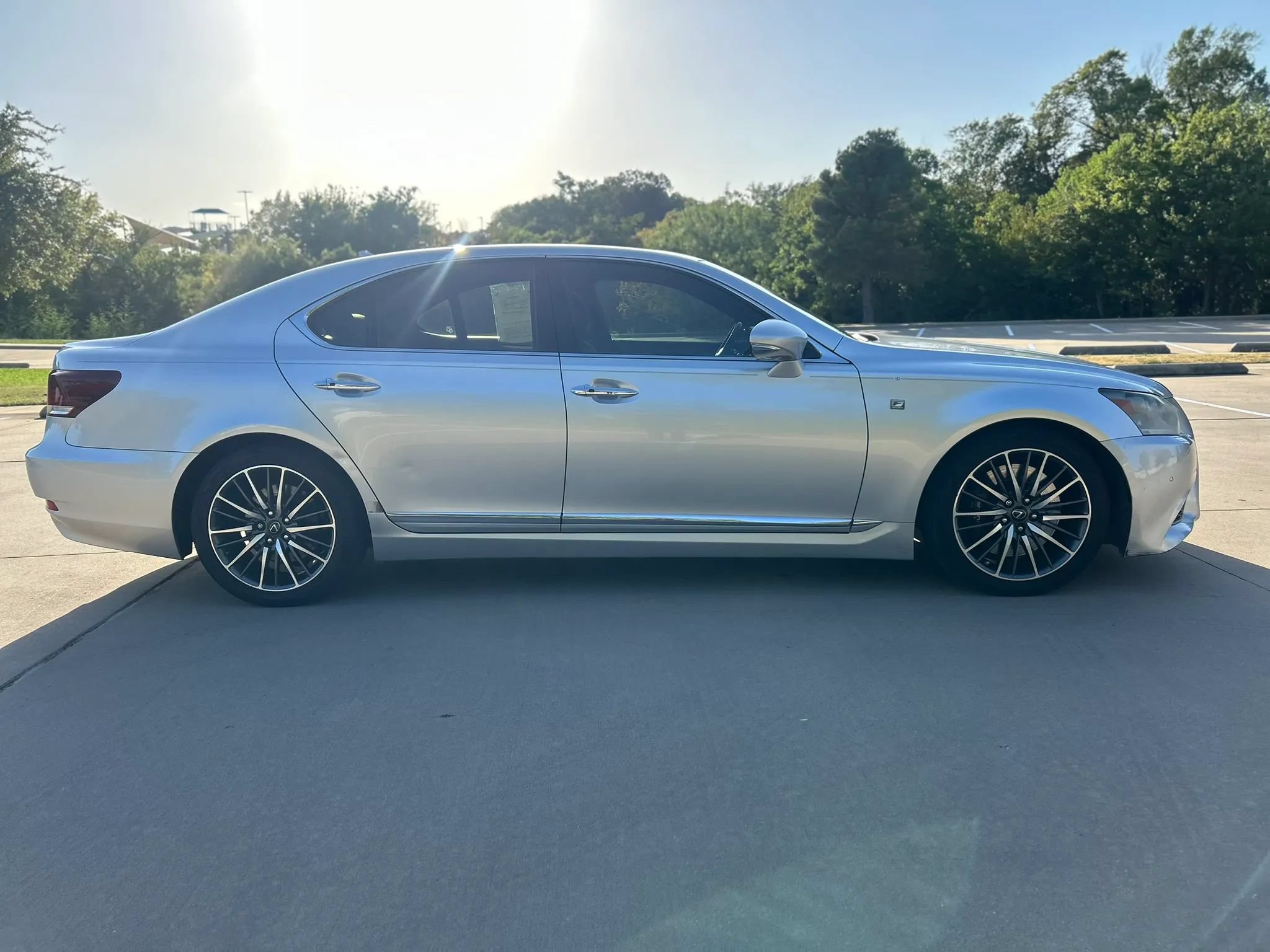 Used 2013 Lexus LS 460 w/ F-Sport Pkg RWD image 5
