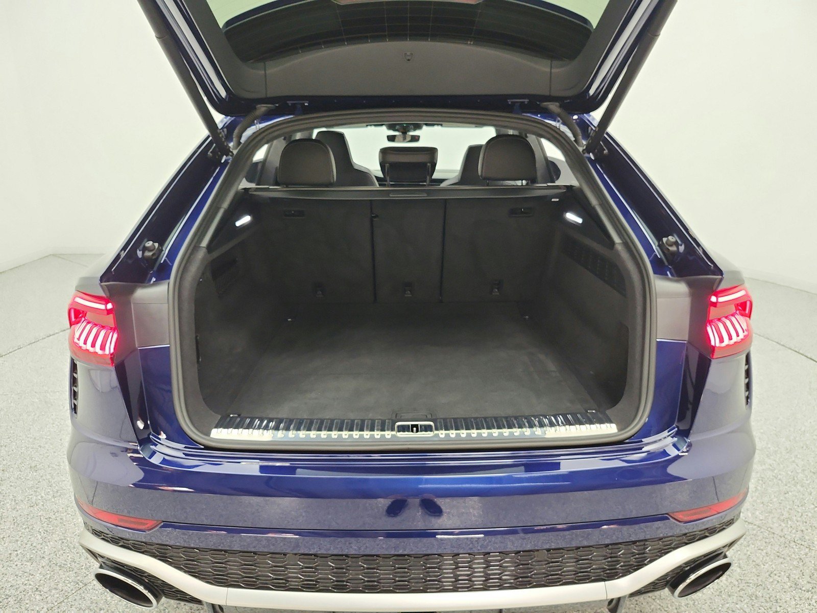 Used 2024 Audi RS Q8 AWD/4WD image 19
