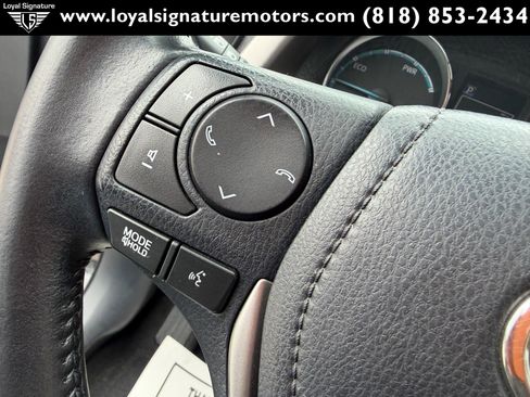 Used 2017 Toyota RAV4 XLE AWD/4WD image 27