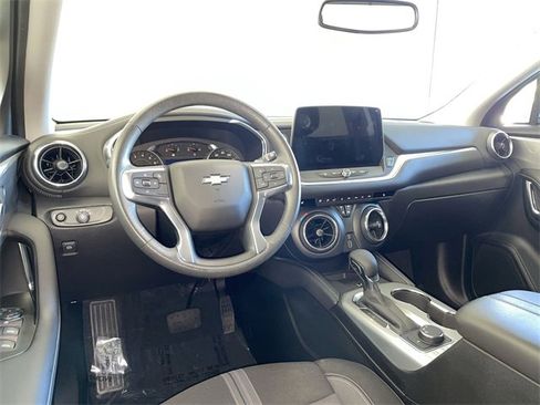 Certified 2024 Chevrolet Blazer LT w/ Convenience Package image 19