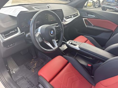 Used 2025 BMW X2 xDrive28i image 31