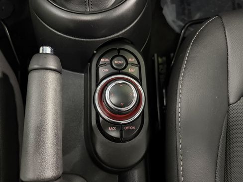 Used 2023 MINI Cooper 2-Door Hardtop FWD image 23