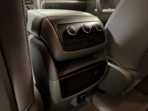 Used 2015 Chevrolet Traverse LS image 18