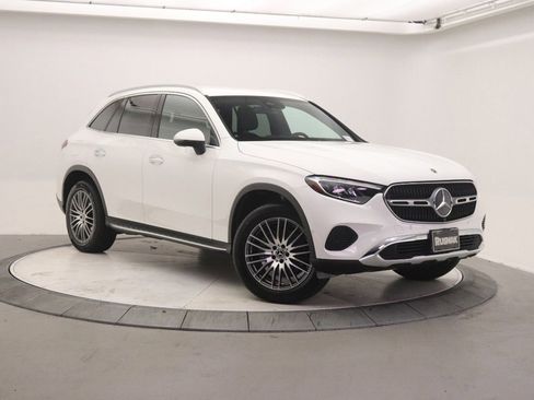 Certified 2026 Mercedes-Benz GLC 300 image 34