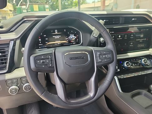 Used 2026 GMC Sierra 2500 Denali Ultimate AWD/4WD image 25