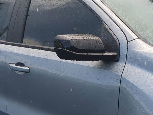 New 2025 GMC Canyon Elevation w/ Convenience Package image 18