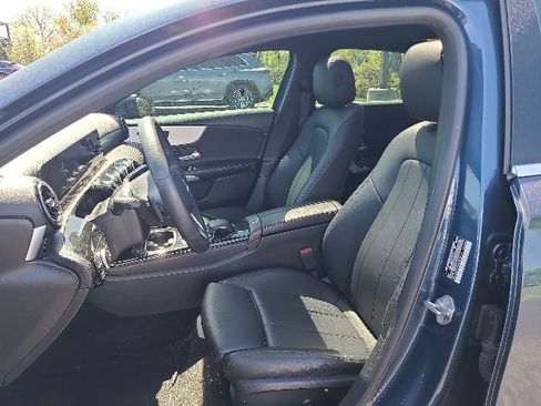 Certified 2019 Mercedes-Benz A 220 4MATIC image 6