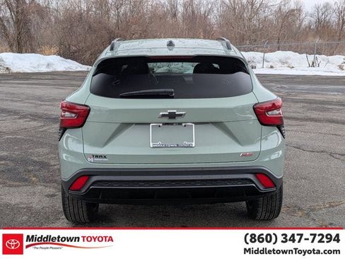Used 2024 Chevrolet Trax RS w/ Driver Confidence Package image 4