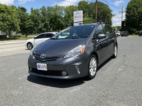 Used 2012 Toyota Prius V Five FWD image 1