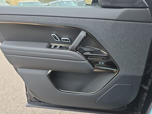 New 2026 Land Rover Range Rover Sport Dynamic SE image 27