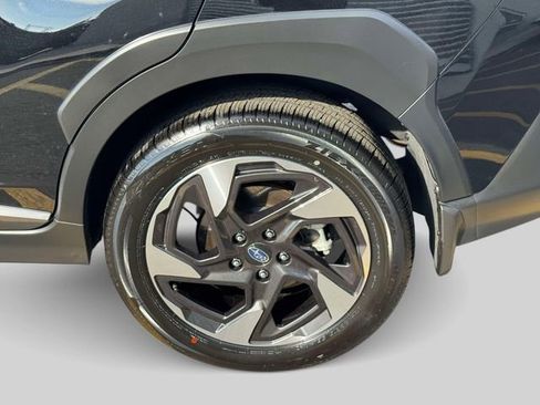 Used 2025 Subaru Crosstrek 2.5i Limited w/ Crosstrek Mirror Package image 10