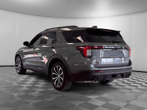 Used 2025 Ford Explorer ST AWD/4WD image 6