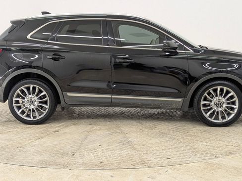 Used 2017 Lincoln MKC Reserve image 8
