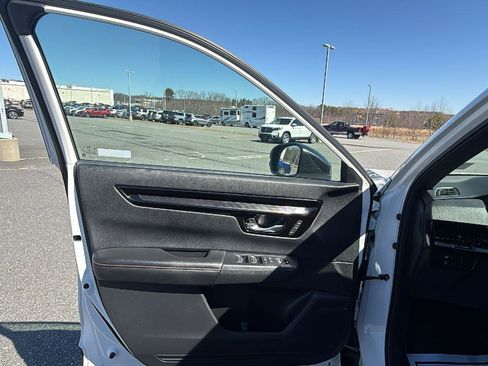 Used 2025 Honda CR-V Sport Touring image 25