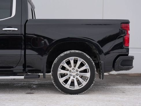 Used 2022 Chevrolet Silverado 1500 High Country image 14