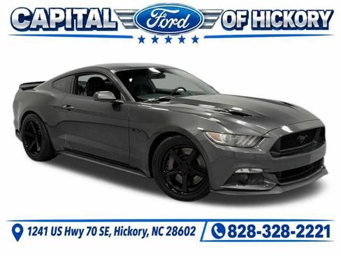 Used 2017 Ford Mustang GT Premium w/ GT Performance Package RWD image 1