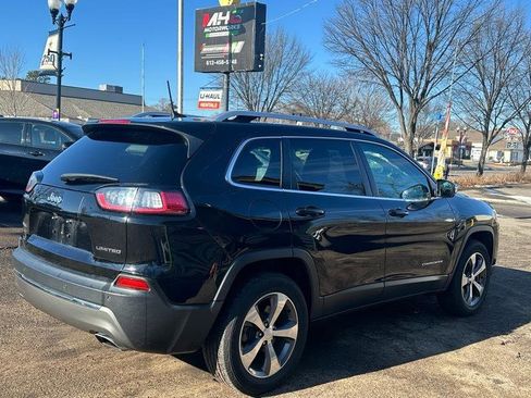 Used 2020 Jeep Cherokee Limited image 4