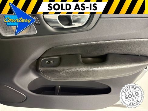 Used 2018 Volvo XC60 T5 Inscription w/ Convenience Package AWD/4WD image 12