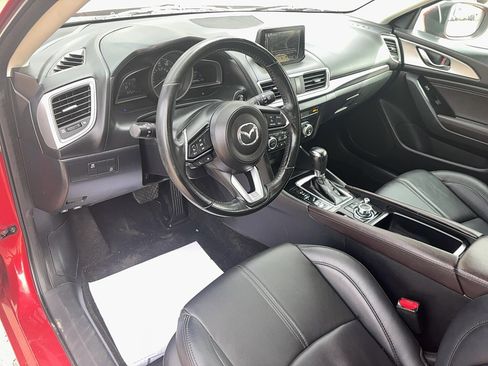Used 2018 MAZDA MAZDA3 Touring image 18