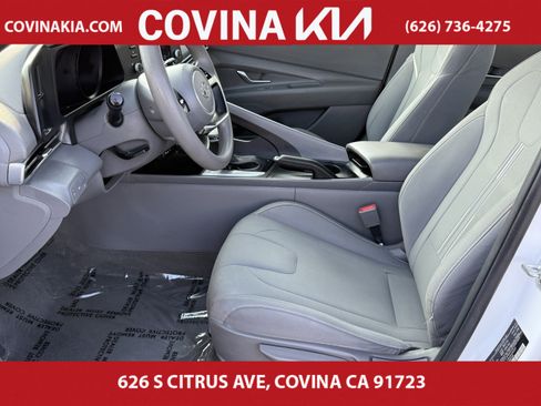 Used 2021 Hyundai Elantra SEL image 14