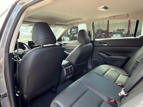 Used 2025 Nissan Altima 2.5 SL image 17