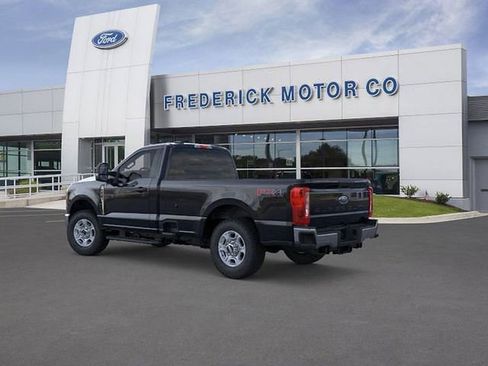 New 2026 Ford F250 XLT w/ FX4 Off-Road Package AWD/4WD image 4