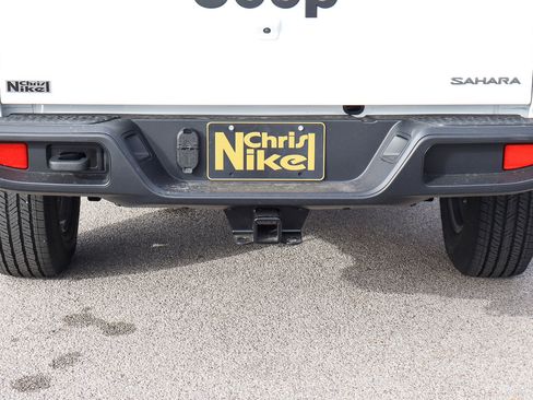 New 2026 Jeep Gladiator Sport image 7