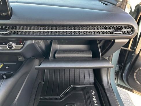 Used 2023 Honda HR-V EX-L image 33