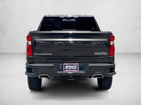 Used 2021 Chevrolet Silverado 1500 High Country w/ Technology Package RWD image 4