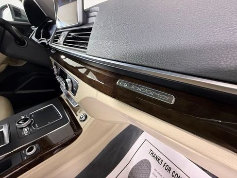 Used 2019 Audi Q5 2.0T Premium Plus w/ Premium Plus Package AWD/4WD image 47