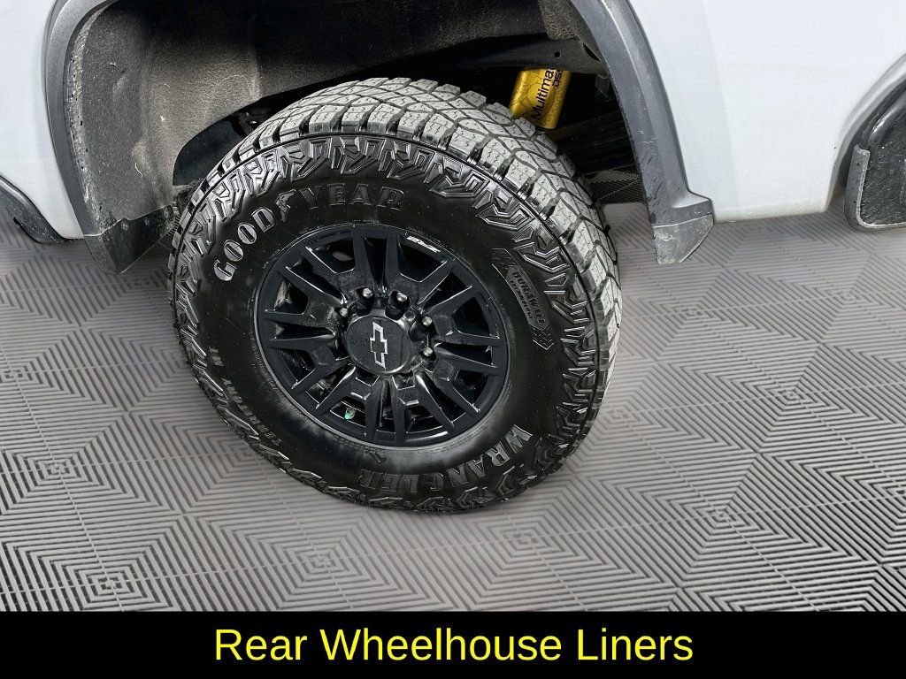 Used 2025 Chevrolet Silverado 2500 ZR2 AWD/4WD image 40