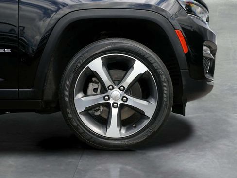 Used 2022 Jeep Grand Cherokee Limited 4xe AWD/4WD image 9