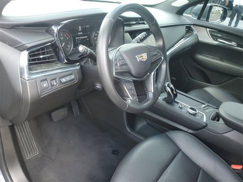 Used 2021 Cadillac XT5 Premium Luxury image 20