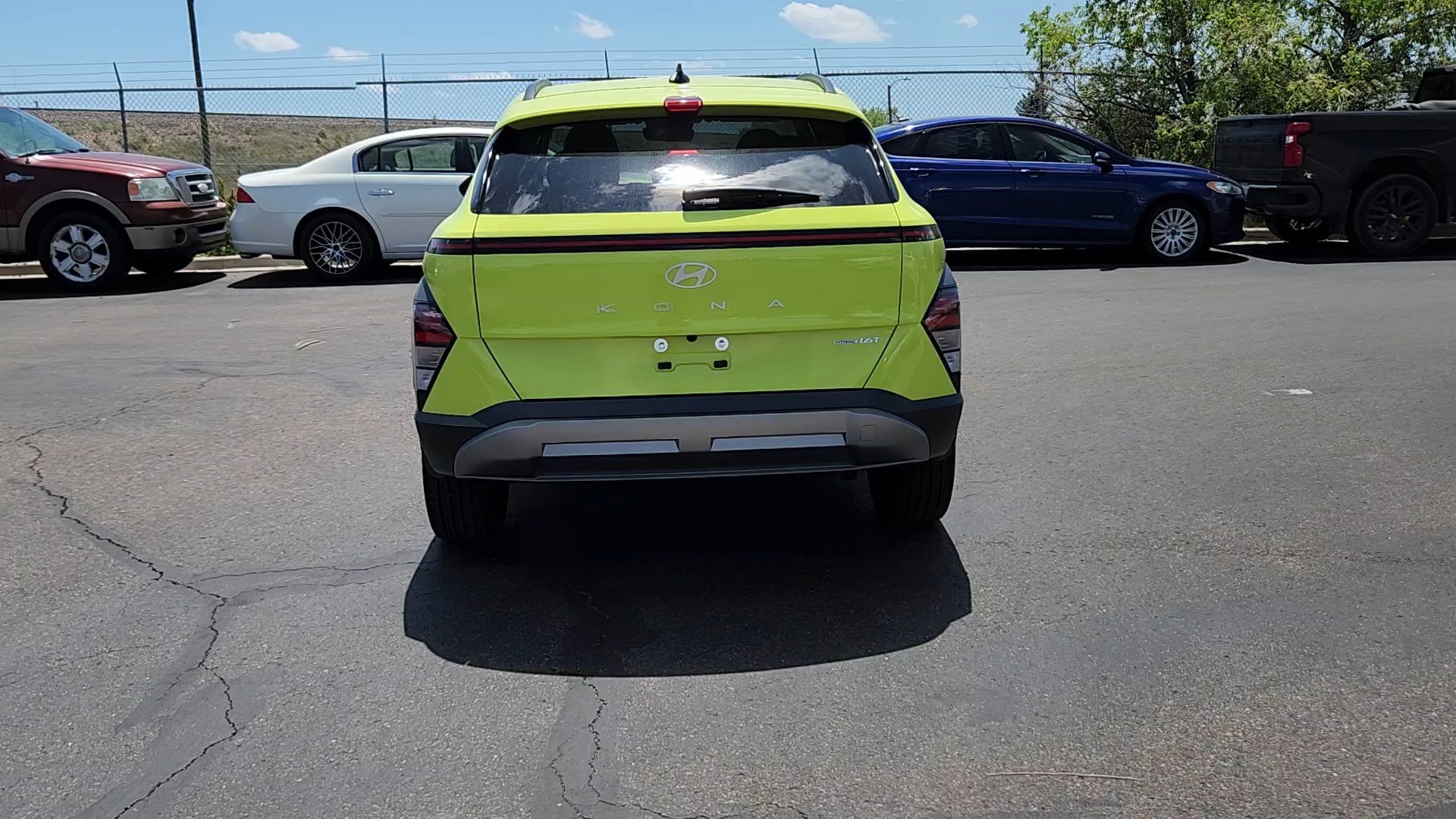 Used 2026 Hyundai Kona SEL Premium AWD/4WD image 3