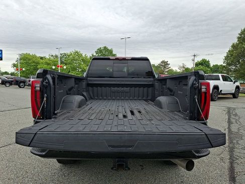 Certified 2025 GMC Sierra 2500 Denali Ultimate AWD/4WD image 28