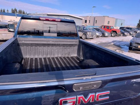 Used 2021 GMC Sierra 2500 Denali w/ Denali Ultimate Package AWD/4WD image 27