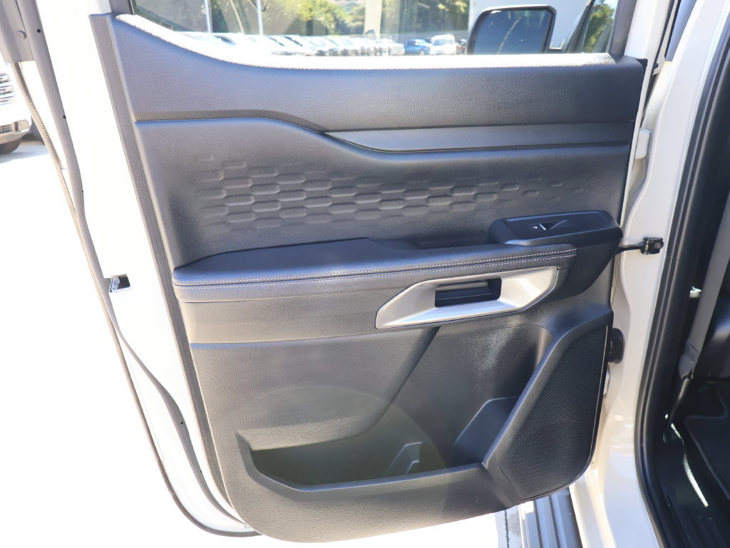 Used 2025 Ford Ranger XLT w/ Equipment Group 301A High AWD/4WD image 23