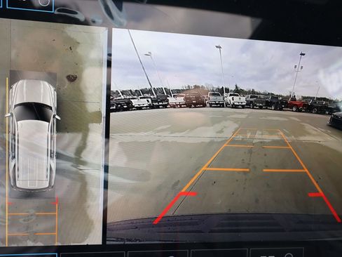 New 2026 GMC Yukon AT4 w/ AT4 Premium Plus Package AWD/4WD image 24